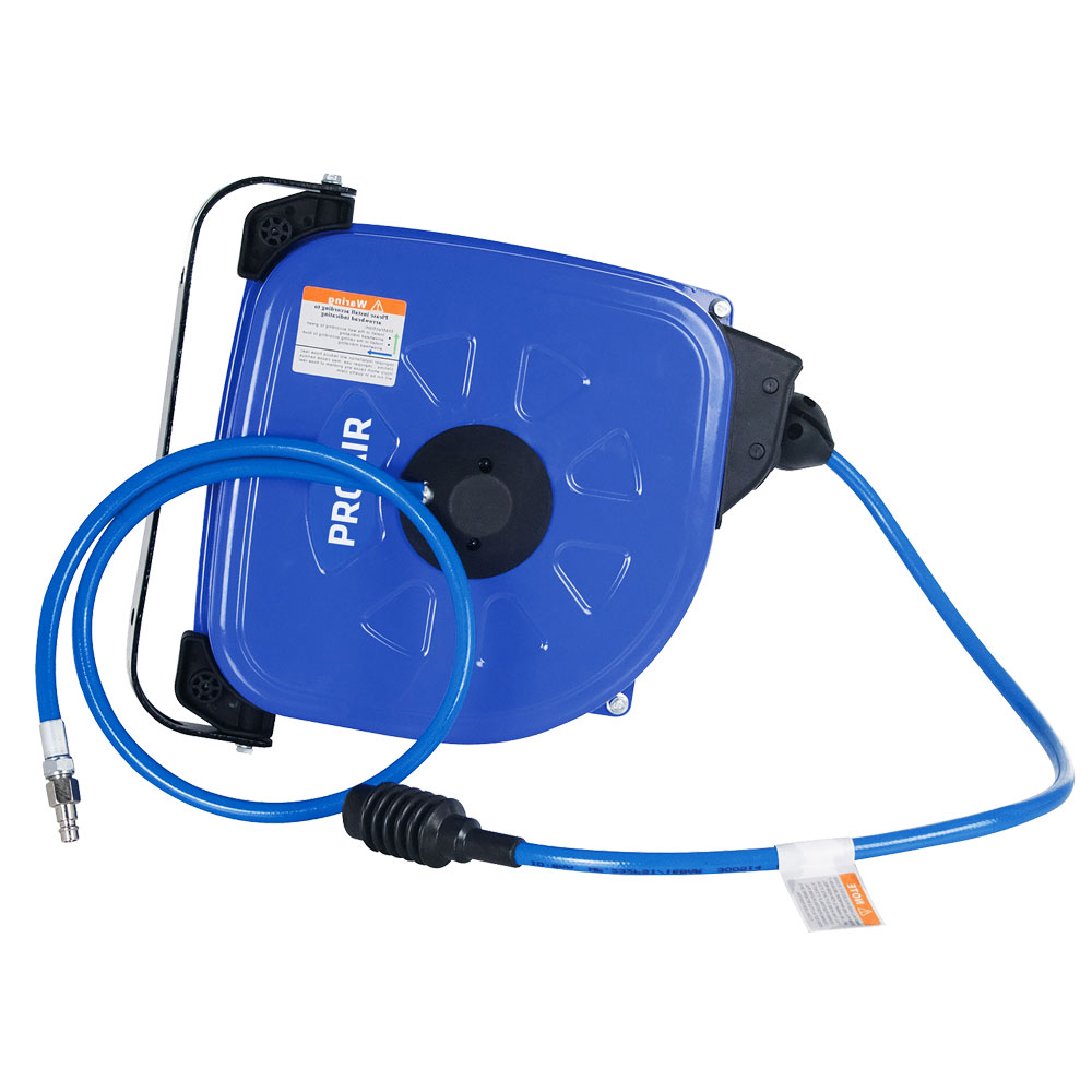 Navijalec cevi za zrak kovinski za zrak, navijalnik za zrak za bolj urejeno delavnico.